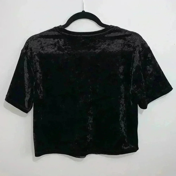 BNWOT Garage clothing Velvet Crop Top size S in Black - Picture 3 of 4